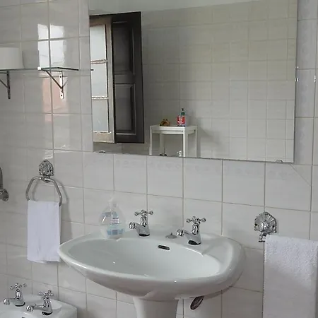 Do Senhor Da Pedra Casa de hóspedes