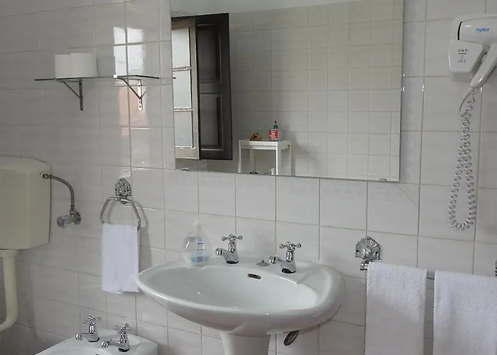 Do Senhor Da Pedra Affittacamere