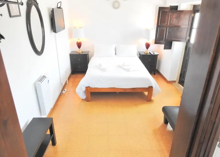 Affittacamere Do Senhor Da Pedra 3*