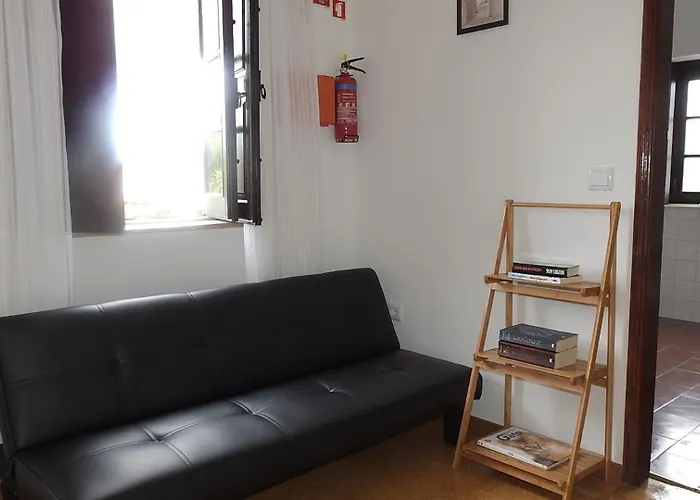 Do Senhor Da Pedra Affittacamere 3*